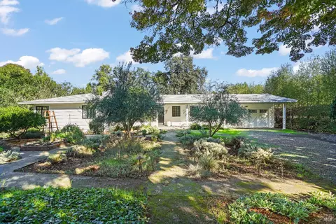 17050 Brookside Rd, Sonoma, CA 95476