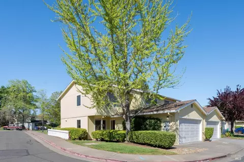 74 Salvatore Dr, Novato, CA 94949