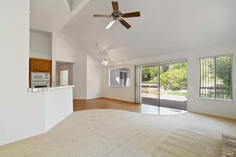Living - 2988 Rustle Ct, Fairfield, CA 94534 photo 7 of 8