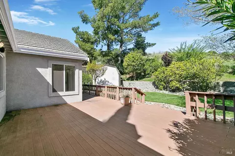 Exterior - 2988 Rustle Ct, Fairfield, CA 94534 photo 4 of 7