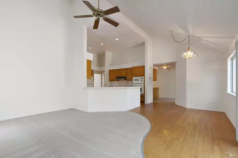 Living - 2988 Rustle Ct, Fairfield, CA 94534 photo 6 of 8