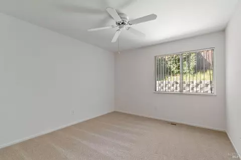 Bedroom - 2988 Rustle Ct, Fairfield, CA 94534 photo 1 of 6