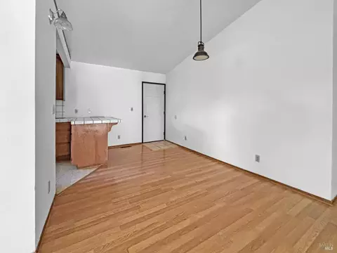 Living - 24048 Willow Ln, Willits, CA 95490 photo 2 of 2