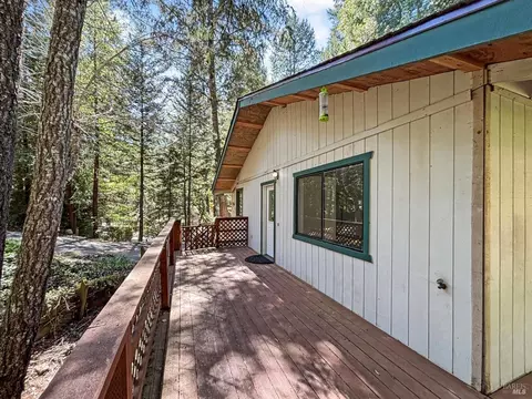 Exterior - 24048 Willow Ln, Willits, CA 95490 photo 2 of 3
