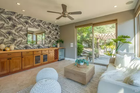 Living - 26828 River Rd, Cloverdale, CA 95425 photo 5 of 5