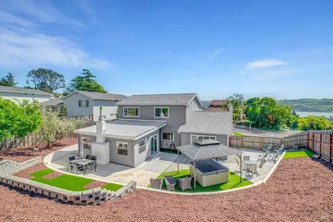 249 Baker St, Benicia, CA 94510 photo 3