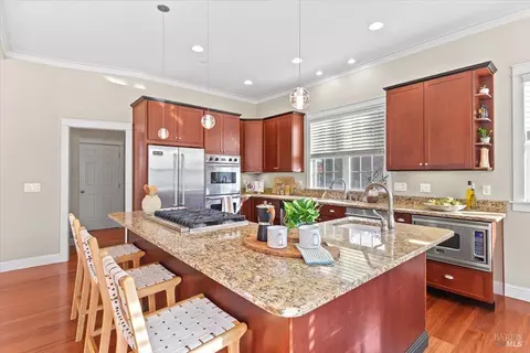 Kitchen - 134 Moonlight Dr, Healdsburg, CA 95448 photo 3 of 6