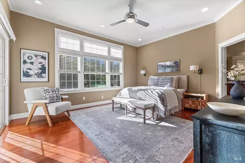 Bedroom - 134 Moonlight Dr, Healdsburg, CA 95448 photo 2 of 10