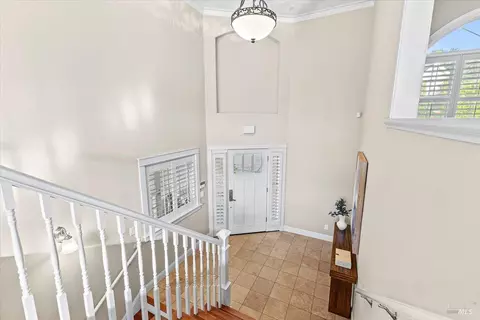 Entry Way - 134 Moonlight Dr, Healdsburg, CA 95448 photo 1 of 1