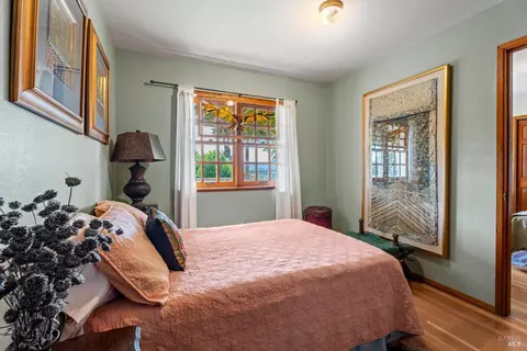 Bedroom - 3760 King Ranch Rd, Ukiah, CA 95482 photo 1 of 3