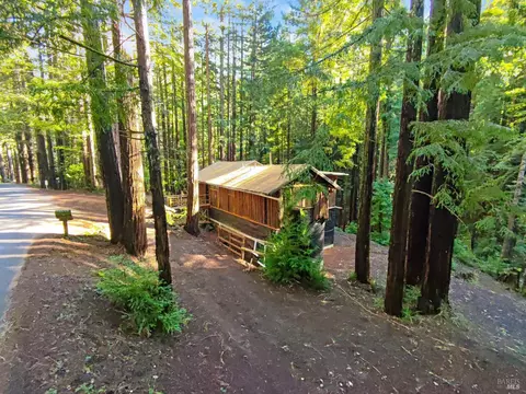 16125 Bittner Rd, Occidental, CA 95465