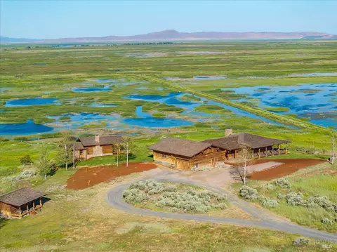 3034 State Line Rd, Dorris, CA 96023