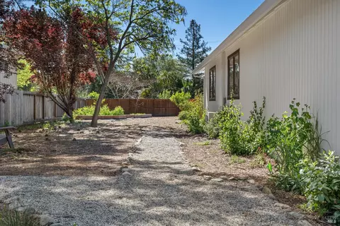 Exterior - 10014 Herb Rd, Windsor, CA 95492 photo 14 of 14