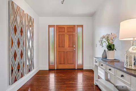 Entry Way - 10014 Herb Rd, Windsor, CA 95492 photo 2 of 4