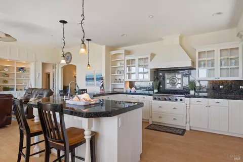 Kitchen - 27 Maui Ln, Dillon Beach, CA 94929 photo 2 of 5