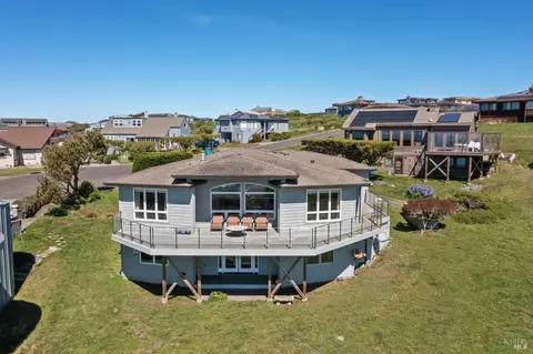 Exterior - 27 Maui Ln, Dillon Beach, CA 94929 photo 7 of 7