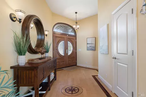 Entry Way - 27 Maui Ln, Dillon Beach, CA 94929 photo 1 of 2