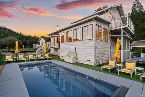 16530 Laughlin Rd, Guerneville, CA 95446