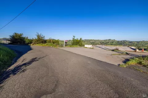 6980 Juliana Ln, Vacaville, CA 95688