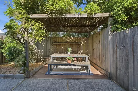 Exterior - 20714 Temelec Dr, Sonoma, CA 95476 photo 6 of 22