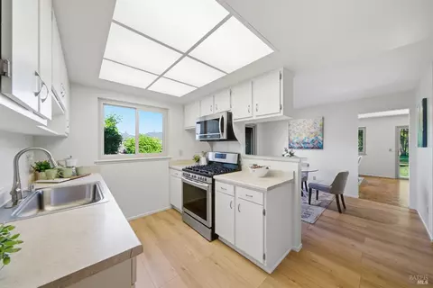 Kitchen - 20714 Temelec Dr, Sonoma, CA 95476 photo 1 of 5