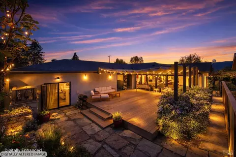 902 Helen Ave, Ukiah, CA 95482