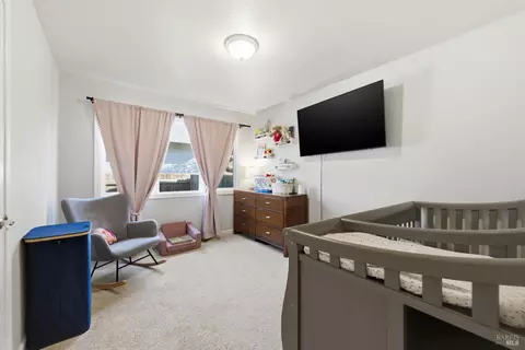 Bedroom - 891 Rosewood Ave, Vallejo, CA 94591 photo 2 of 2