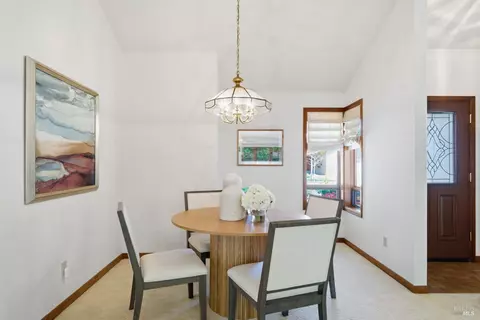 Dining - 665 4th St E, Sonoma, CA 95476 photo 1 of 3