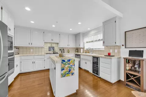 Kitchen - 14 Clement Ct, Napa, CA 94558 photo 2 of 2