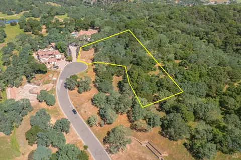 750 Bridle Ridge Ct, Fairfield, CA 94534