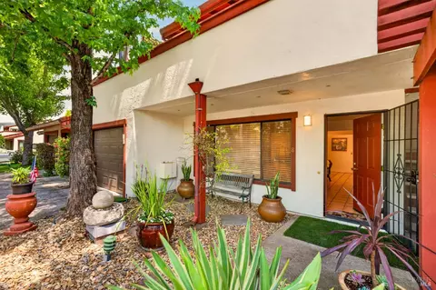 847 W Spain St #8, Sonoma, CA 95476
