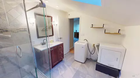 Bath - 380-378 Bohemian Hwy, Freestone, CA 95472 photo 3 of 5