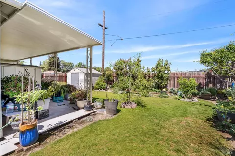 Exterior - 649 Cedar St, Vallejo, CA 94591 photo 13 of 18
