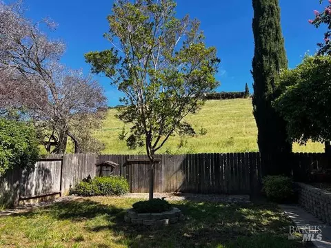 Exterior - 638 E Fleming Ave E, Vallejo, CA 94591 photo 10 of 10