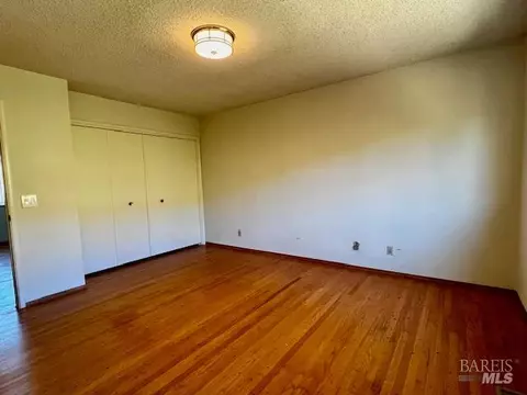 Bedroom - 638 E Fleming Ave E, Vallejo, CA 94591 photo 5 of 5