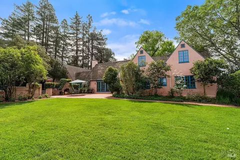 1212 N Fitch Mountain Rd, Healdsburg, CA 95448