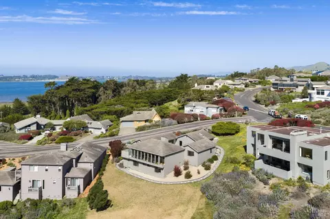 142 Poppy Ct, Bodega Bay, CA 94923 photo 3