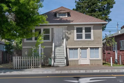 611 Petaluma Blvd S, Petaluma, CA 94952
