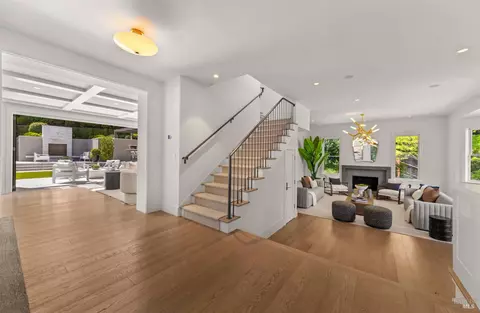 Entry Way - 80 Laurel Grove Ave, Ross, CA 94957 photo 4 of 11