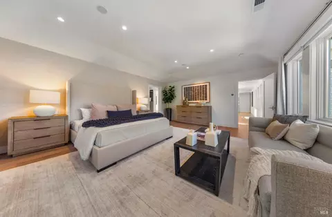 Bedroom - 80 Laurel Grove Ave, Ross, CA 94957 photo 3 of 9