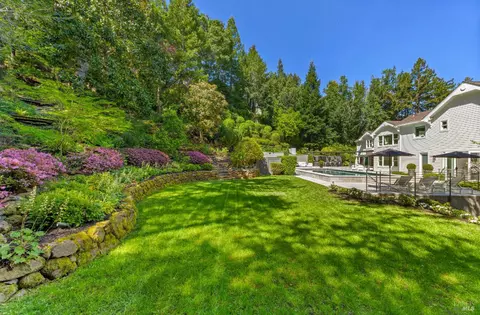 Exterior - 80 Laurel Grove Ave, Ross, CA 94957 photo 19 of 21