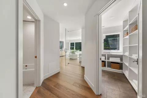Entry Way - 80 Laurel Grove Ave, Ross, CA 94957 photo 9 of 11