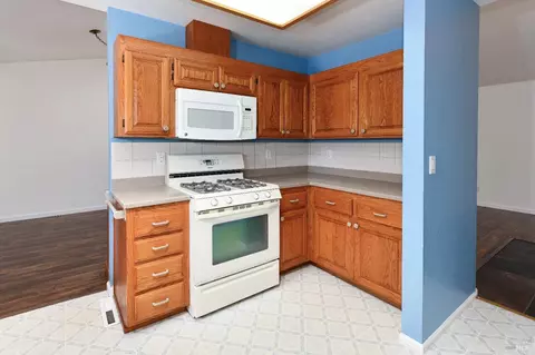 Kitchen - 741 William Ct, Napa, CA 94558 photo 1 of 3