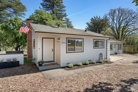 1543 Cunningham Rd, Sebastopol, CA 95472