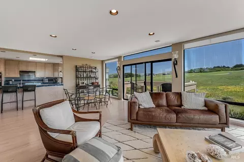 Living - 114 Condor Ct, Bodega Bay, CA 94923 photo 7 of 7