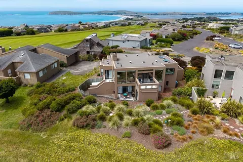 View/Area - 114 Condor Ct, Bodega Bay, CA 94923 photo 3 of 11