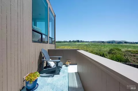 Exterior - 114 Condor Ct, Bodega Bay, CA 94923 photo 4 of 12