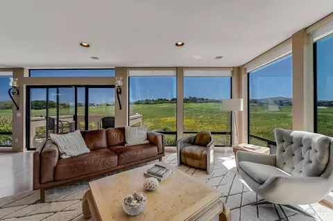 Living - 114 Condor Ct, Bodega Bay, CA 94923 photo 5 of 7
