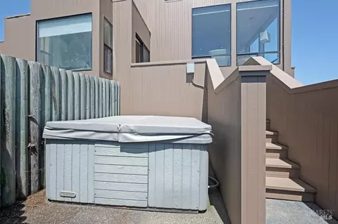 Exterior - 114 Condor Ct, Bodega Bay, CA 94923 photo 5 of 12