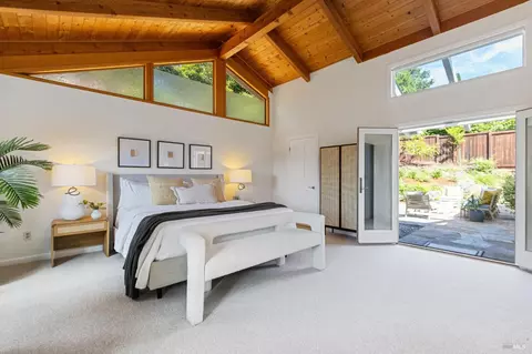 Bedroom - 138 Kipling Dr, Mill Valley, CA 94941 photo 2 of 6